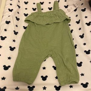 Girls green romper Carter’s size 3 months